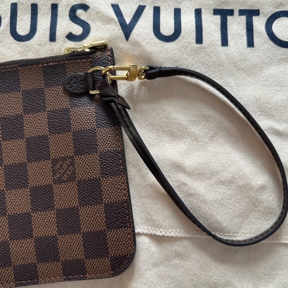 💯 Authentic Louis Vuitton Damier Ebene Neverfull Pochette Wristlet - Picture 6 of 12